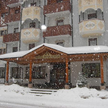 Hotel Rosa Alpina Андало Екстериор снимка