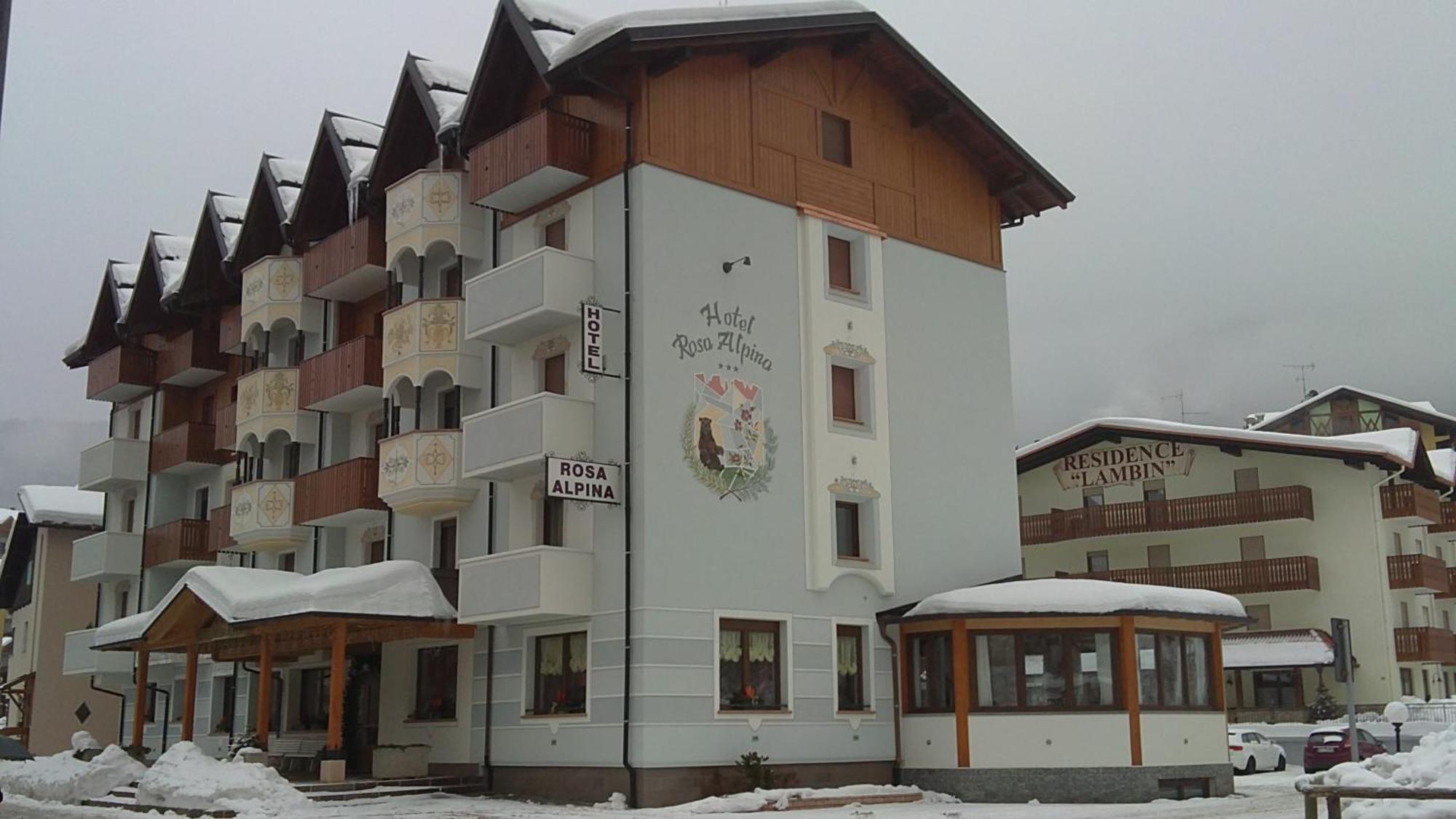 Hotel Rosa Alpina Андало Екстериор снимка